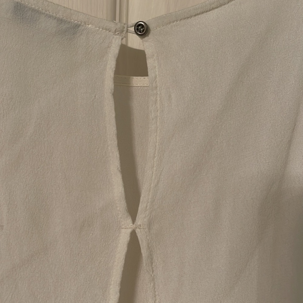 William Rast large blouse - Picture 4 of 5